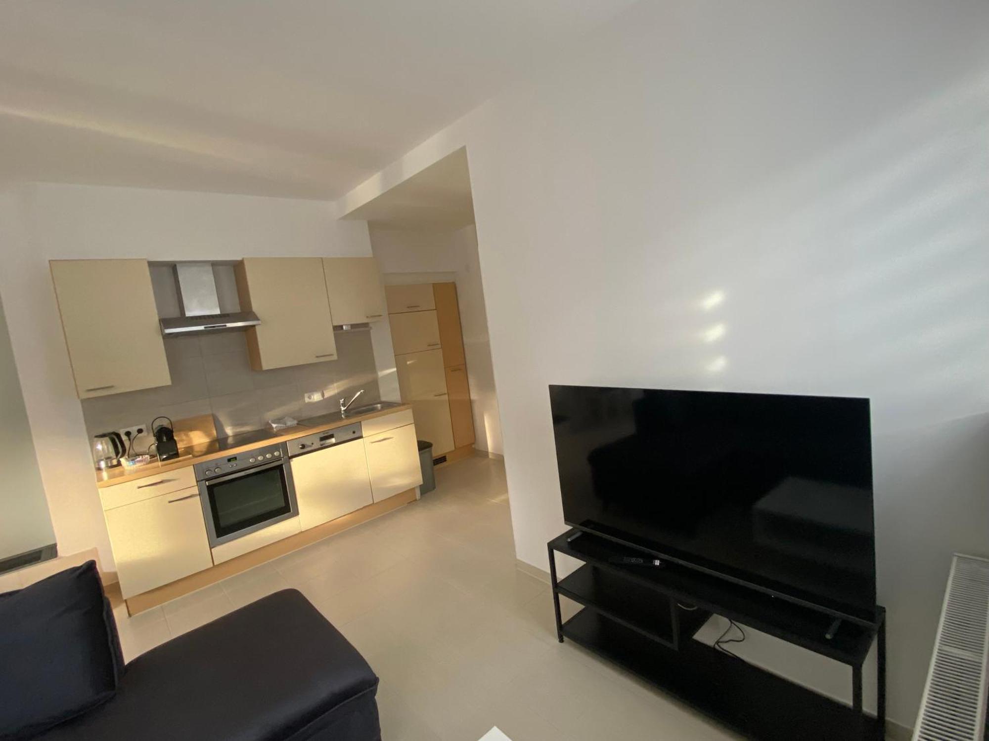 Mia Apartment Лустенау Экстерьер фото